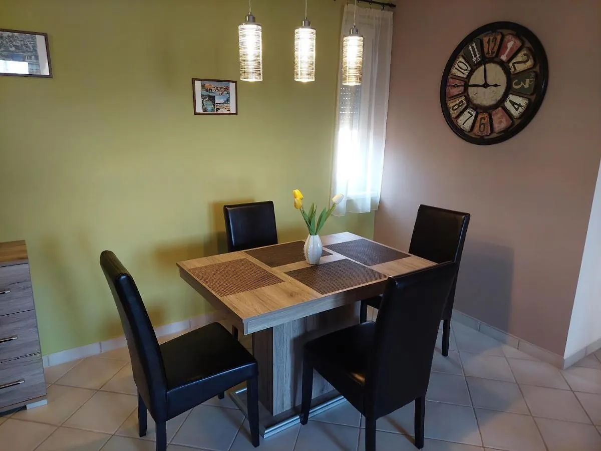 Samuci Apartman Hajdúszoboszló